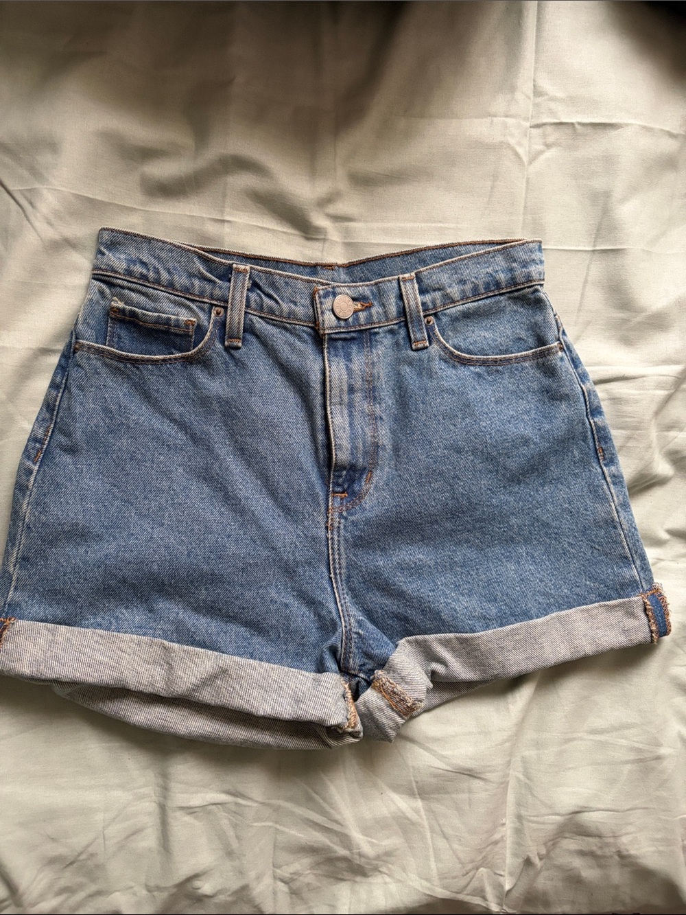 BDG High-Rise Folded Hem Denim Mom Shorts in Blue